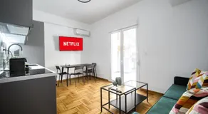 Majestic Flat with Huge Terrace in the City Center - Image 4