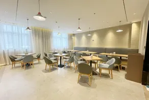 Home Inn Huayin Huashan Scenic Area Tourist Center - Image 3