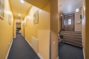 Station Guest House - Lollo Luxury - Image 4