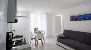 Live Naples - Image 2