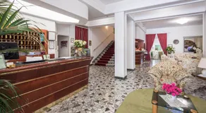 Hotel Astor Victoria - Image 4