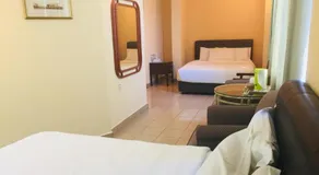 Hotel Reko Inn - Image 2