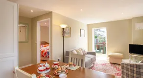 Roundham Cottage - Image 3