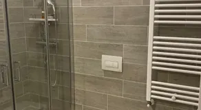 James house - Image 2