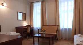 Pokoje Gościnne Pałac w Balicach Instytut Zootechniki PIB - Image 2