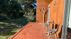 Bicheno Wildflower Sands coastal retreat - Image 3