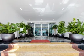 Phong Lan Apartments - Image 5