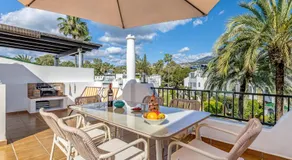 Golf Valley 3BR with 9 Pools and Rooftop BBQ - Image 2