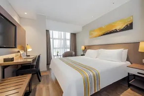 Home Inn Plus Lijiang Ancient Town - Image 2