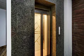 OYO Flagship R K Residency Near Jhilmil Metro Station - Image 4