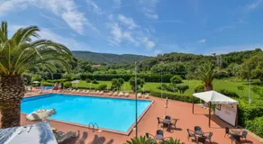 Hotel in Capoliveri with private beach - Image 3