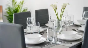 Stylish 3-bed Gloucester house with Free Driveway Parking for 2 cars - Image 5