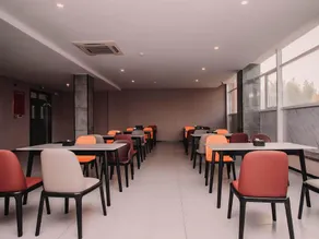 IU Hotel Jining Jiaxiang Yanlan Road Railway Station - Image 5