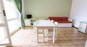 ISA-Residence with swimming pool in Luni Mare, apartments with air conditioning and private outdoor area - Image 5