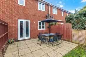 Redhill,Sleeps9,Parking,17minsLGW30 to London - Image 5