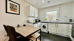 Fifty Five on Gilmour Street - Image 3