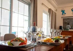 Hotel Petit Brussel Resort - Image 3