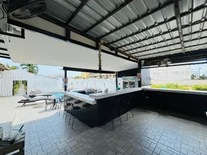 1715 House & Caff Resort - Image 2