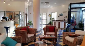 Blue Moon Hotel - Image 3