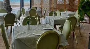 Hotel La Familia - Image 5