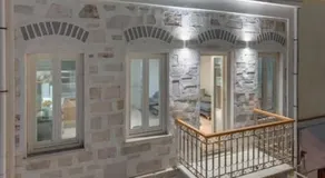 Nomade vibrant living loft - Image 3