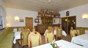 Land-Hotel Am Wald Garni - Image 5