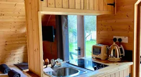 Apple Tree Cabin - Image 4