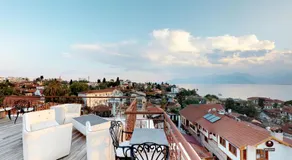 Patron Hotel - Image 2