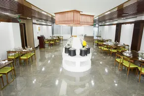 Yunhu Shanju Hotel - Image 5
