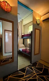 Anchor Point Hostel and Cafe - Image 2