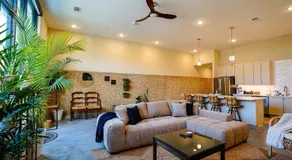 Ruby Suite - New 2 bdrm 2bath near Mass! - Image 3
