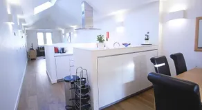 London City Apartments - Image 4