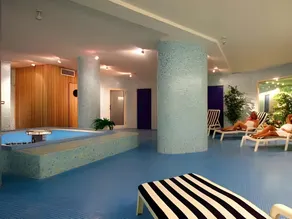 International Beach Hotel - Image 2
