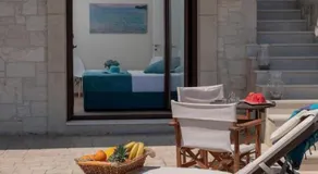 Private Luxury Villa with Whirlpool - Walk to Beach - Image 4
