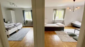 Härlig lägenhet med fri parkering - Image 2