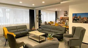 MB Hotel - Image 2