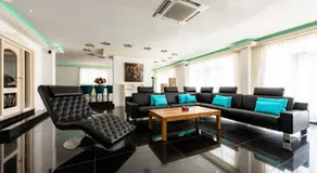 Luxury 8-Bedroom Villa with Private Pool, Sleeps 20, Near Palm Beach, La Casa Piu Bella - Image 4