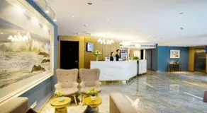 Metropolo Hotel Qingdao Wusi Square Xiaomaidao - Image 4