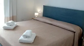 Flamingo Guest House- Rooms - Image 2