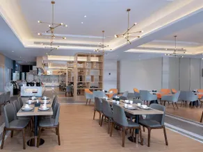 Kyriad Marvelous Hotel Shaoyang Jiusheng Beihai - Image 3