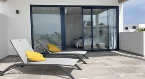Vuelo, Villa con piscina y barbacoa para disfrutar - Image 3