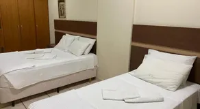 Hotel Plaza Inn Flat Residence - Image 2