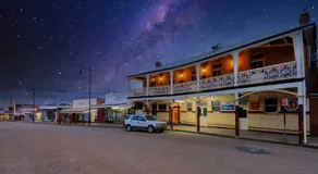 Commercial Travellers House - Image 4