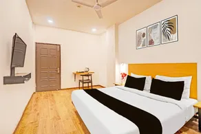 Townhouse Mukut Bazar - Image 2