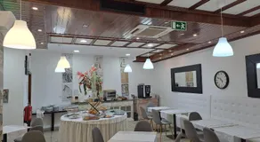 Hotel SQUARE - Image 2