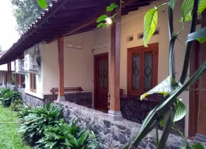 Omah Pitoe Yogya Homestay - Image 3