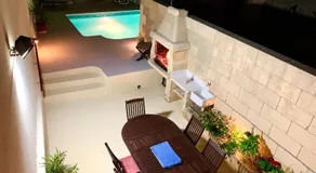 Family Farmhouse & Private Pool Very Good 8 - Image 5