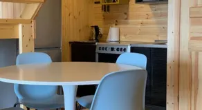 Small Vinter Summer House - Image 4