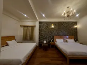 The Rustic Ridge By The Trident Stays - Image 5