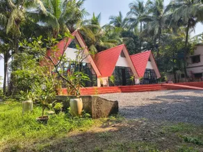 Rustic Palms A shaped cabins - Image 3